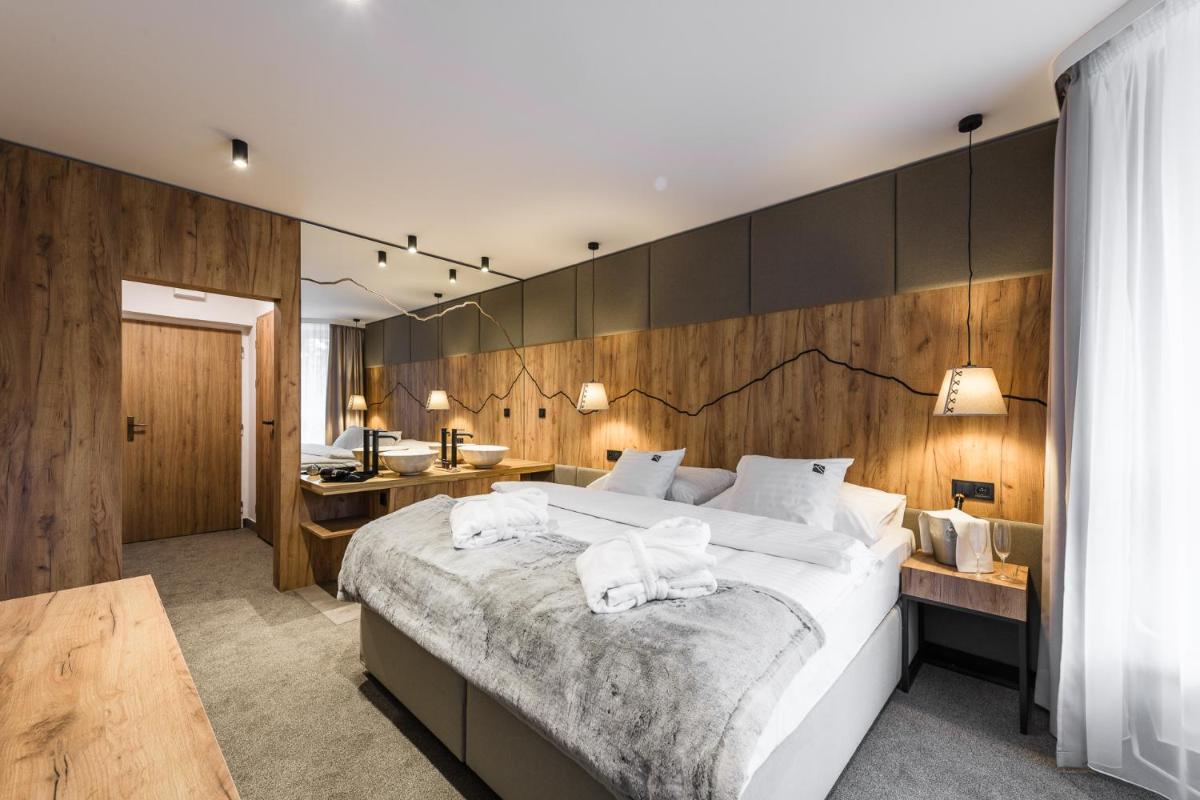 Wellness Hotel Svornost - Housity