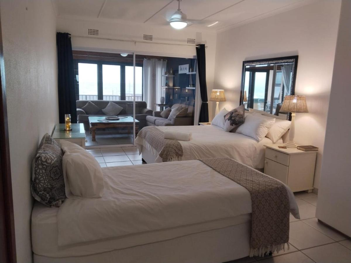 76 Eden Dunes Beachfront Apartment - Shelly Beach - Housity