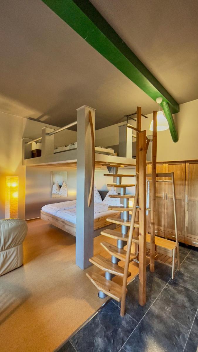 Hotel Olbernhau mit Sauna - Kleines Landhotel zur Ofenschenke - Housity