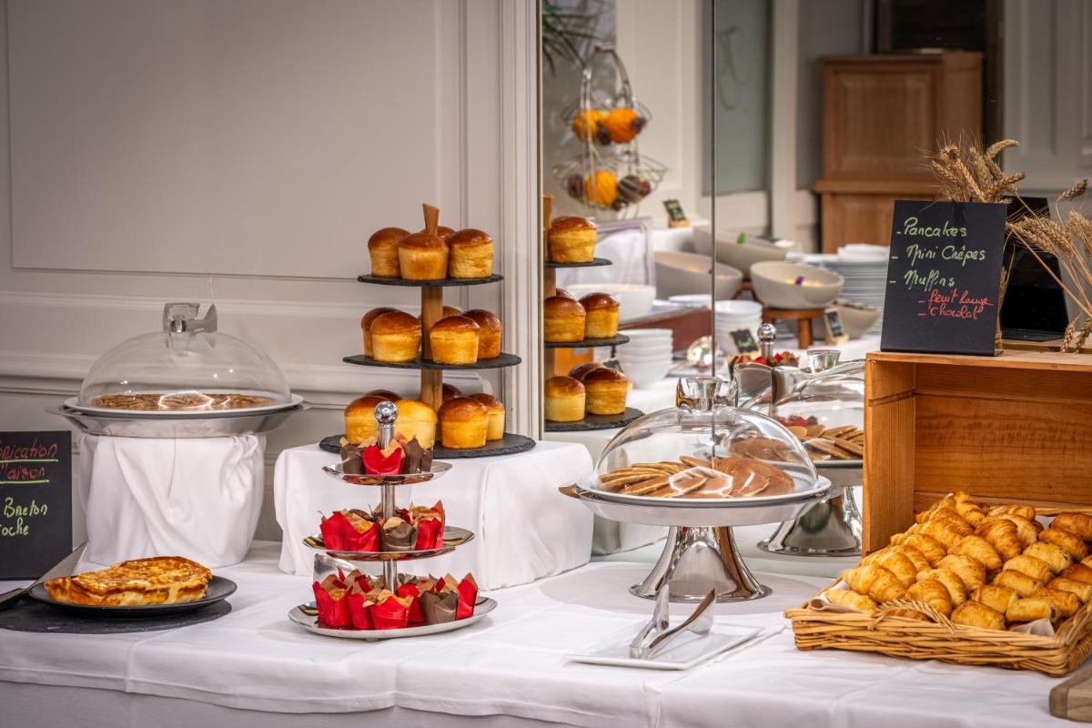 Nourriture dans l'hôtel ou à proximité