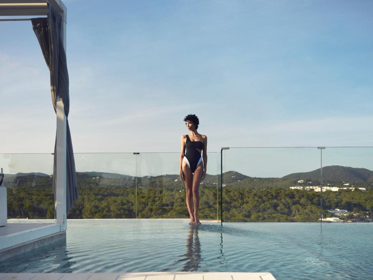 Piscina en o cerca de BLESS Hotel Ibiza - The Leading Hotels of The World