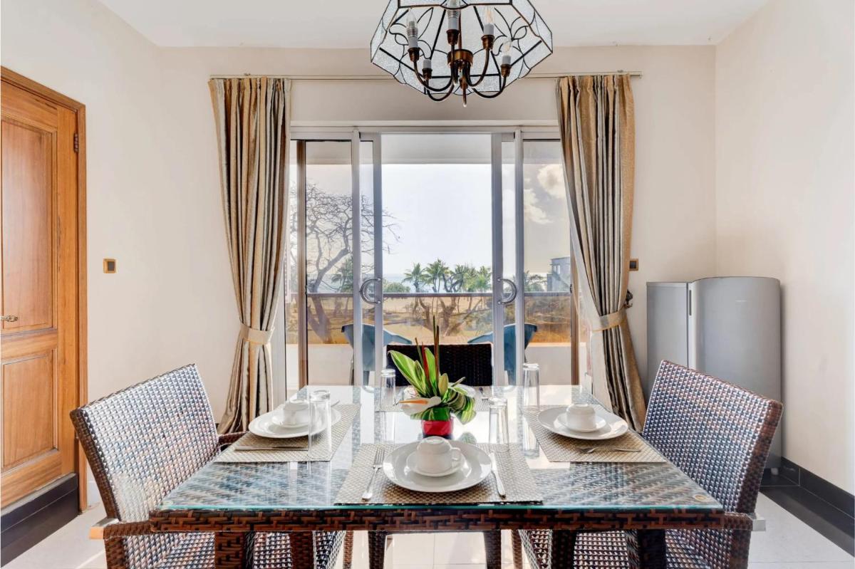 Modern Apartment in Grand Baie sea view shared pool - Housity