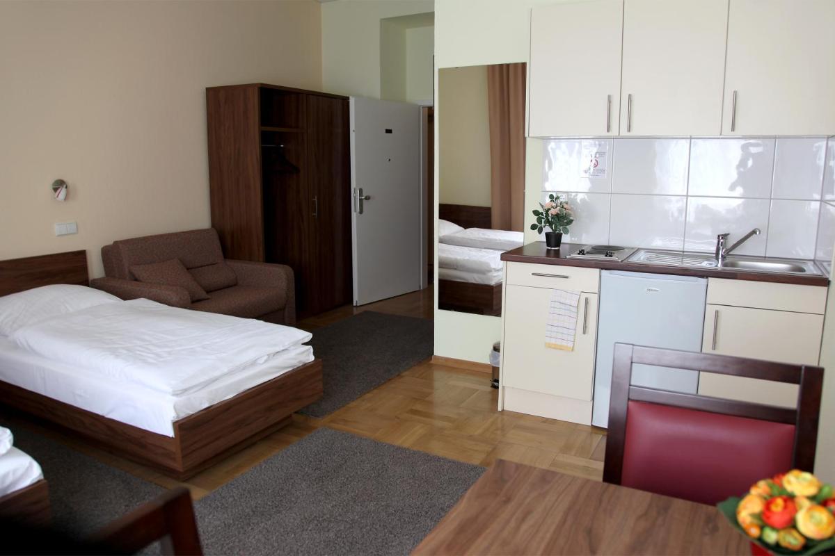 Hotel am Charlottenplatz - Housity