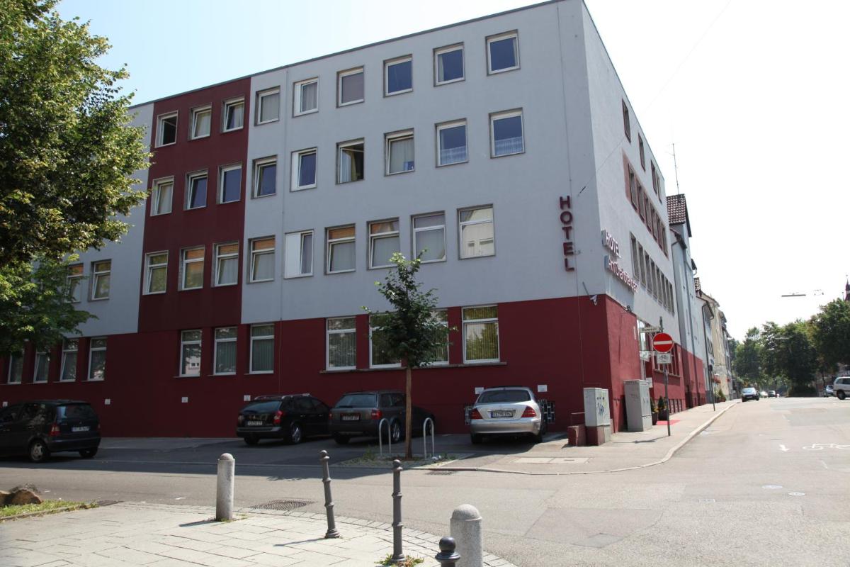 Hotel am Charlottenplatz - Housity