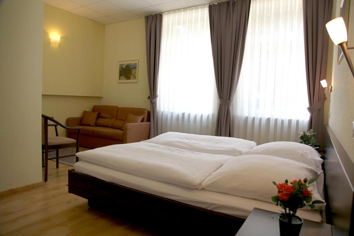 Hotel am Charlottenplatz - Housity