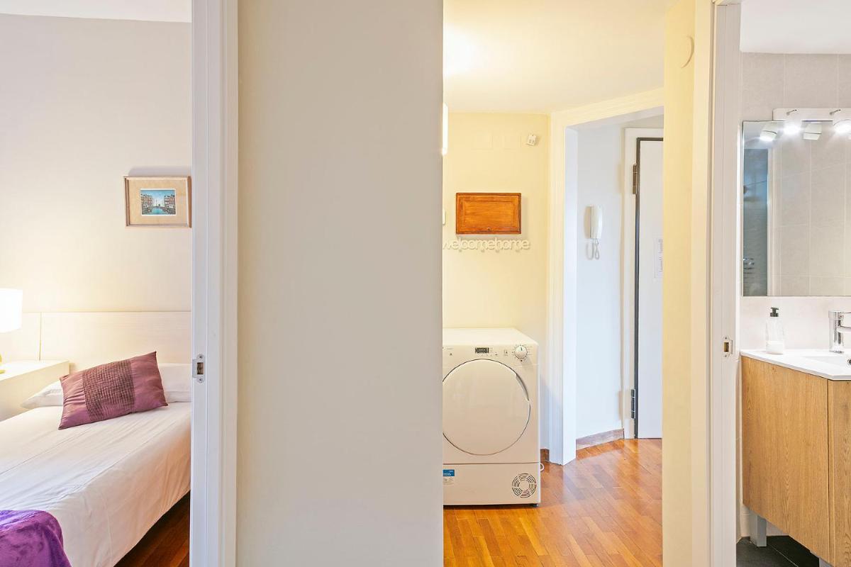 Sarria Attic - Housity