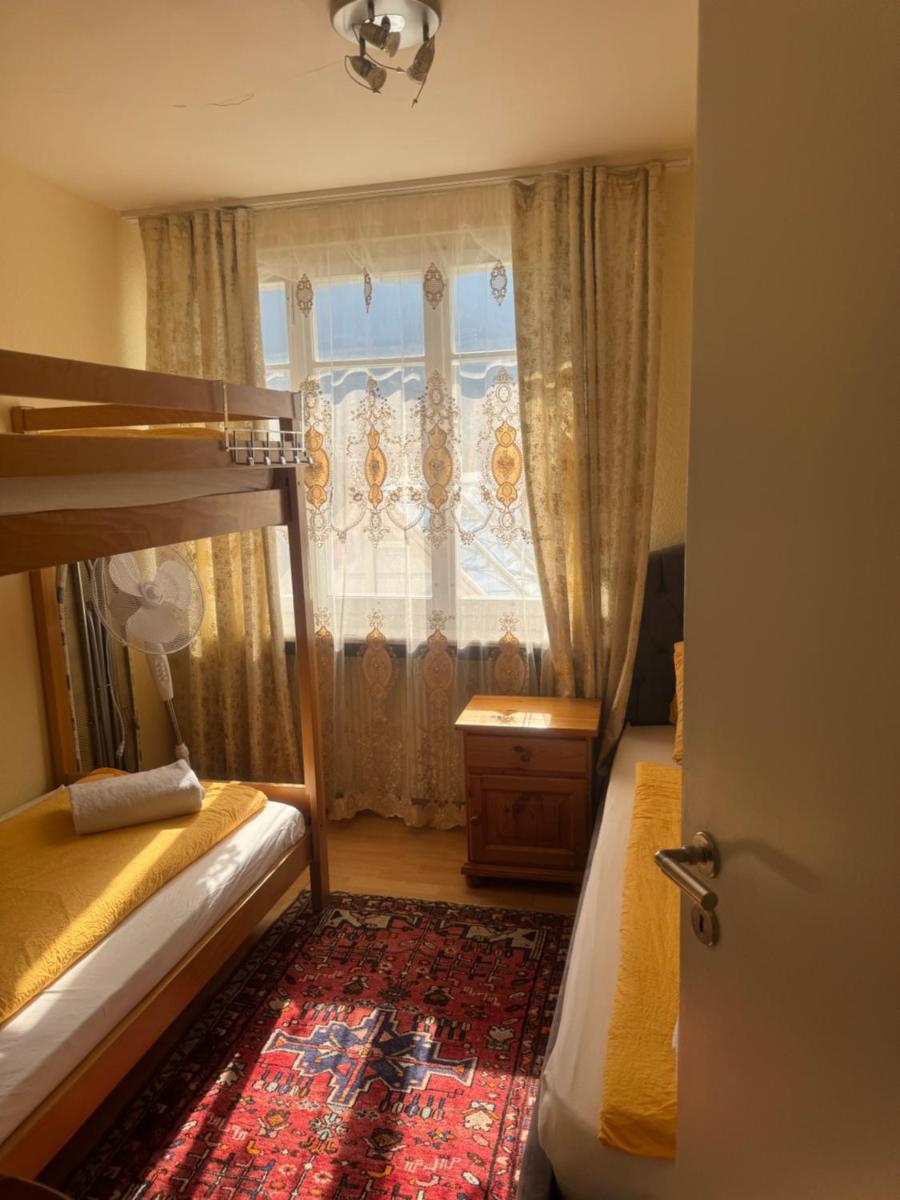 Bahnhof West Apartments - Hizvo