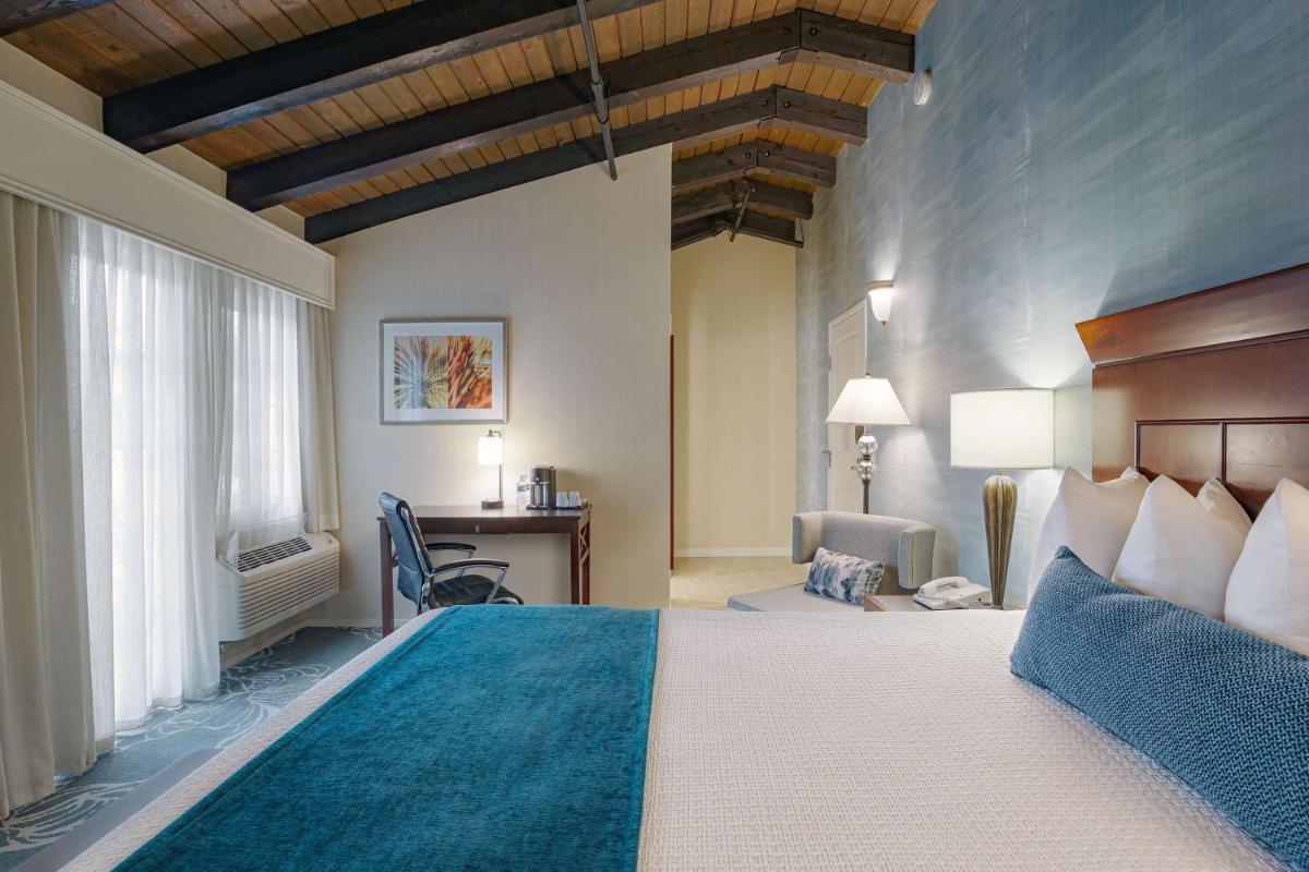 Best Western Plus Carpinteria Inn - Housity