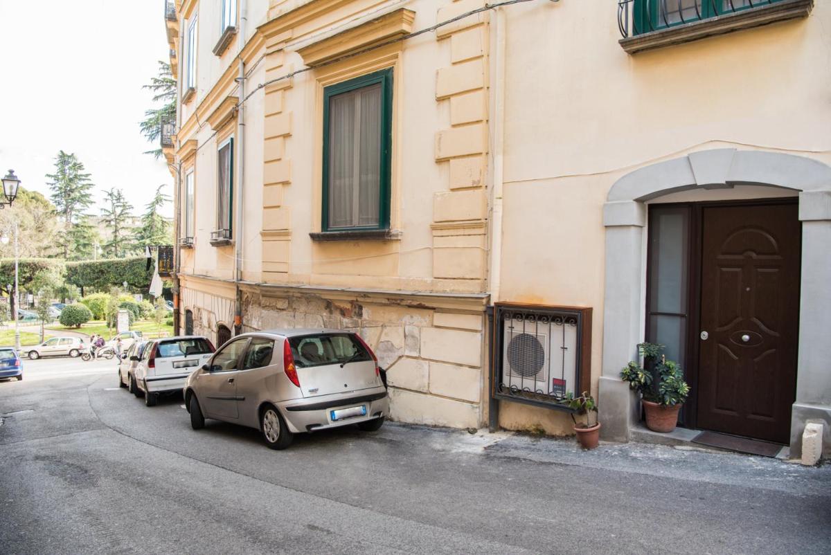 Petros Room Camere - Housity