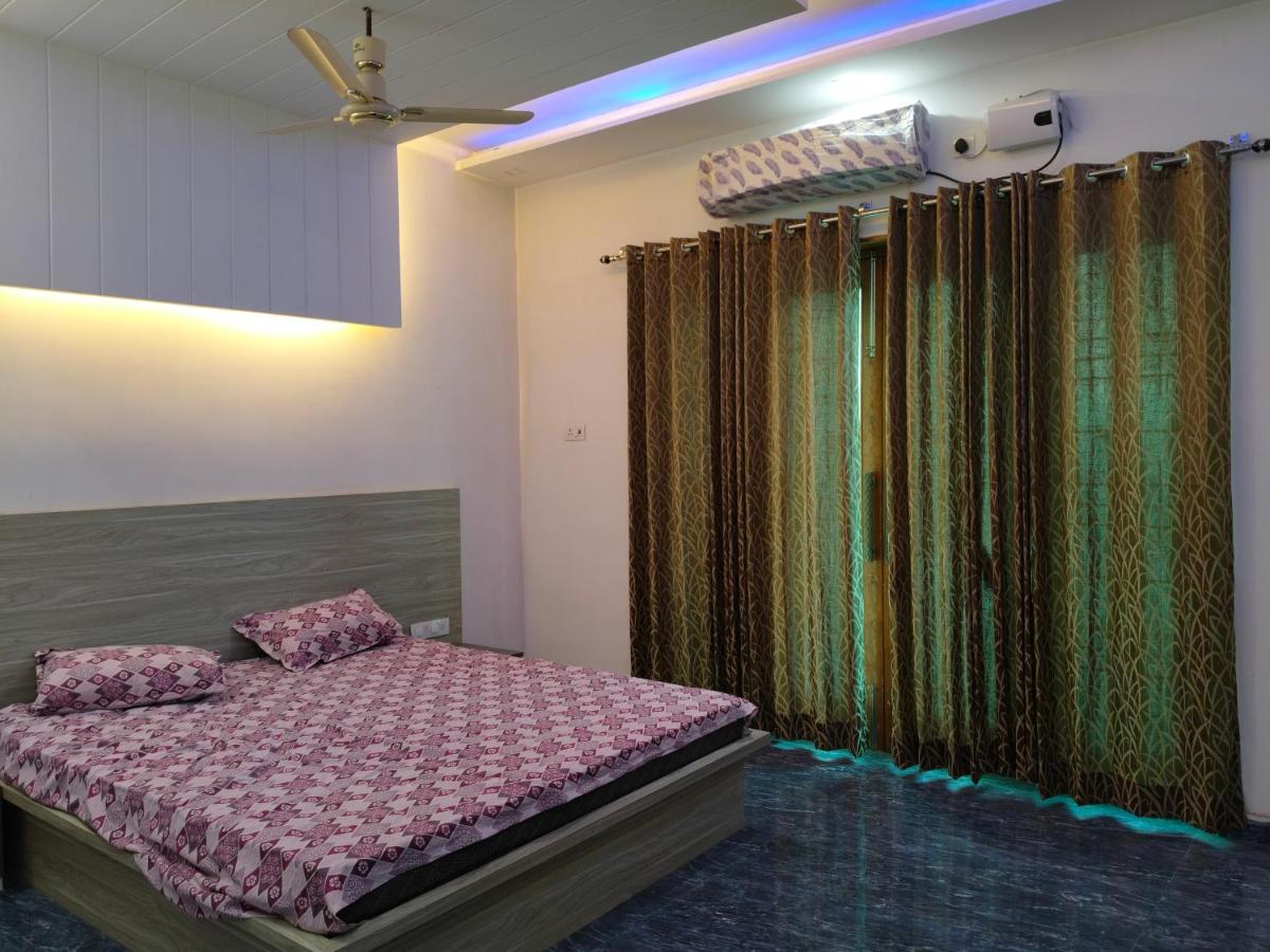 Sita House - Housity