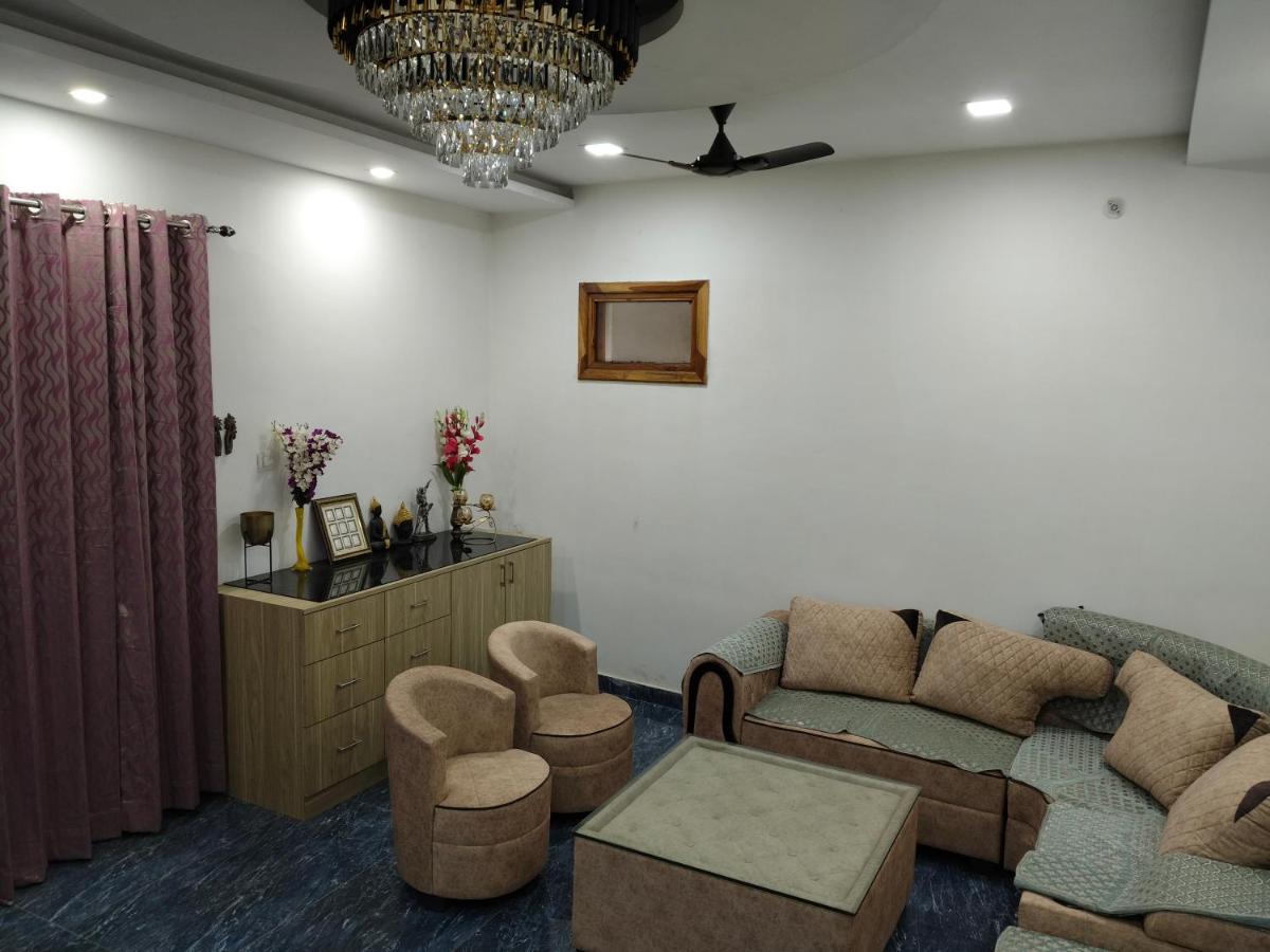 Sita House - Housity