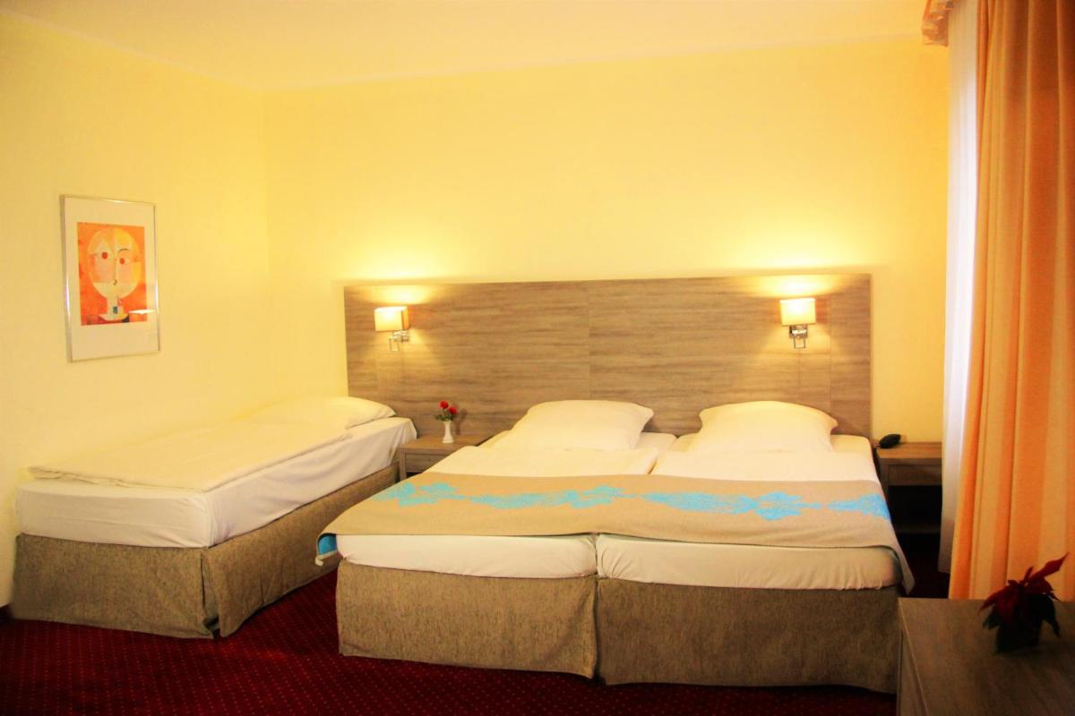 Hotel Lorien - Housity