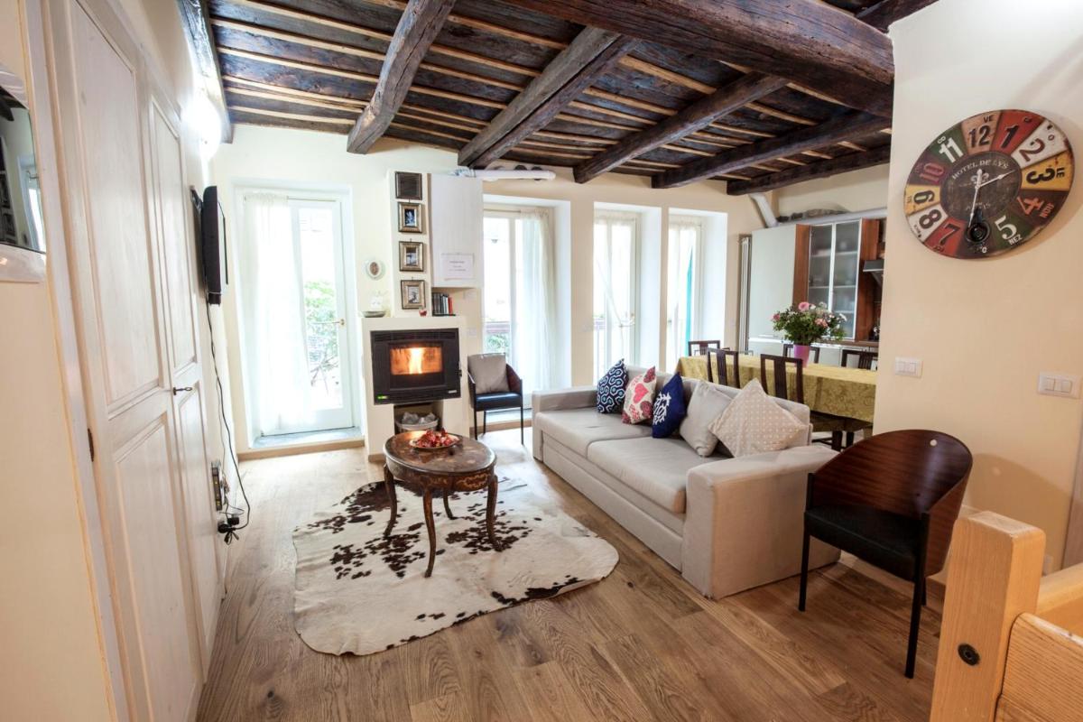 Porta Dipinta House Bergamo Alta - Housity