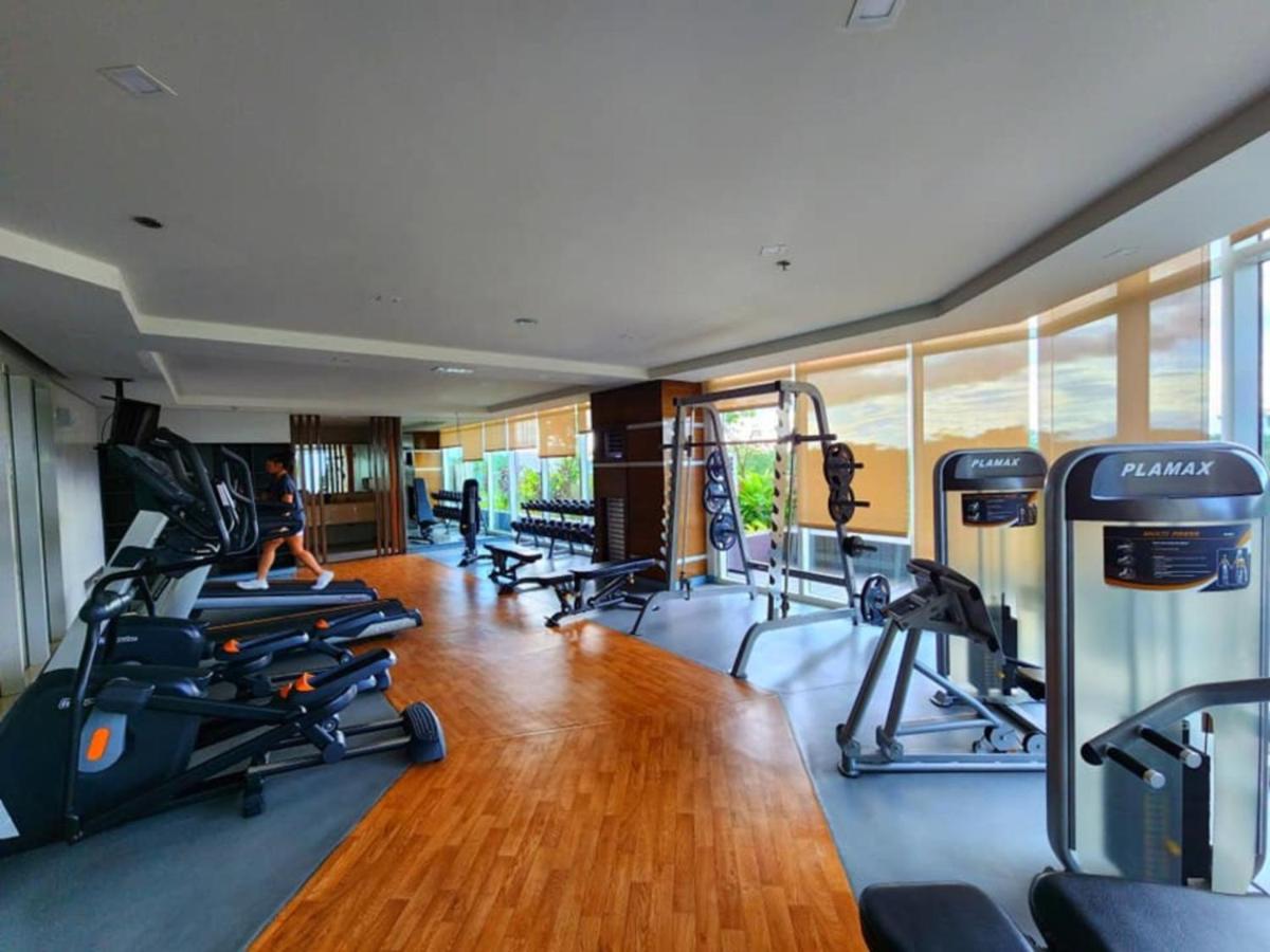 Megaworld Furnished Studio Near Mall/Marriott/ICC - Housity