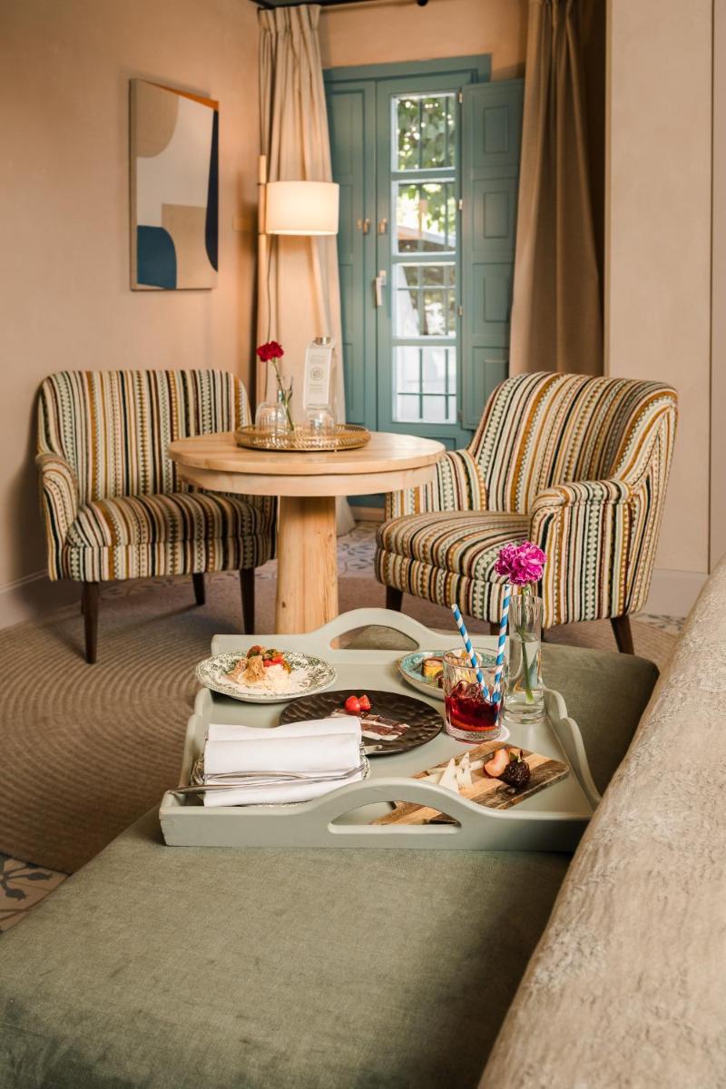Zona de estar de Hospes Las Casas del Rey de Baeza, a Member of Design Hotels