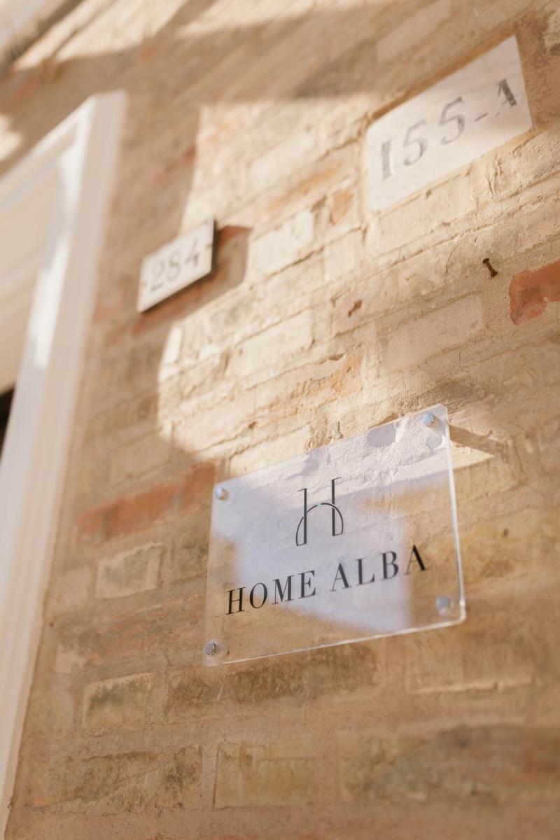 Home Alba Rooms - Housity