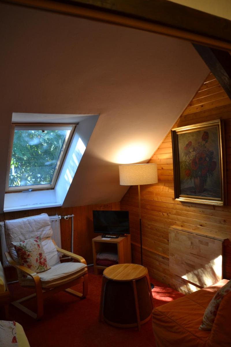 Pension U akátu - Housity