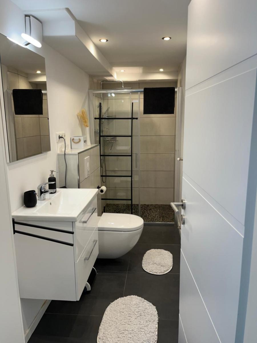 Souterrain Wohnung in Vellmar bei Kassel - Housity