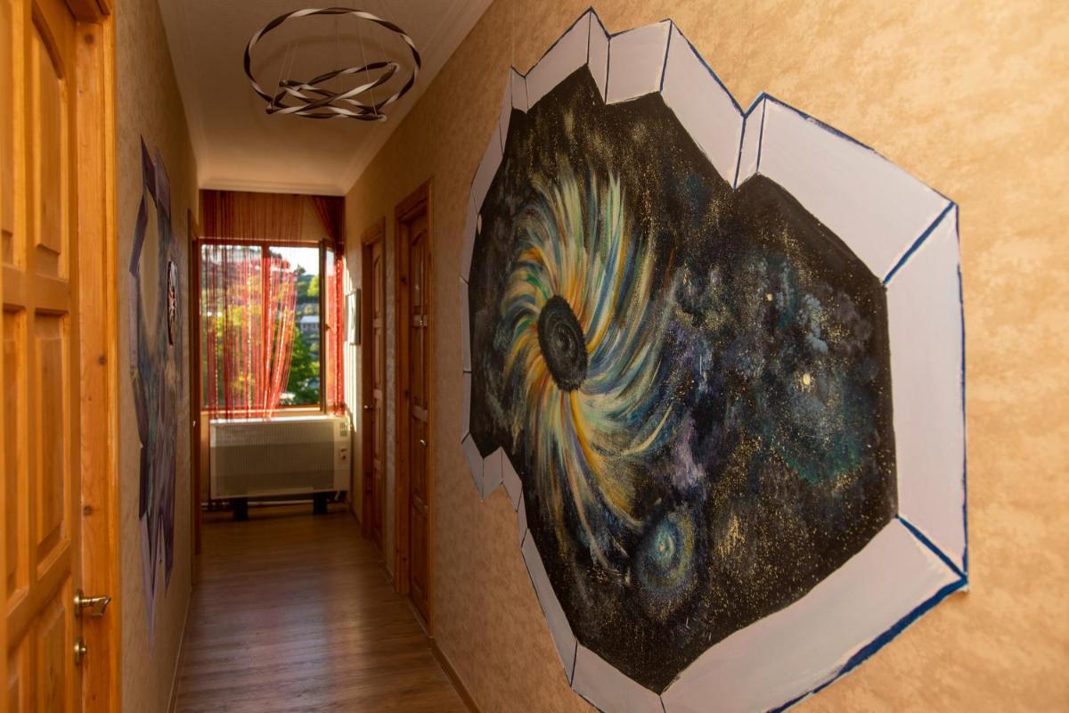 ART Chalet - Housity