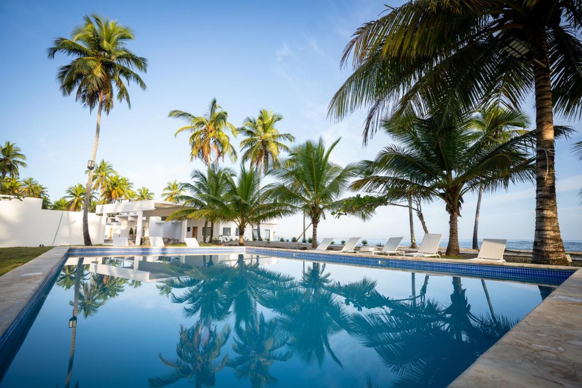 The Palm Bay Club Lodge - Housity