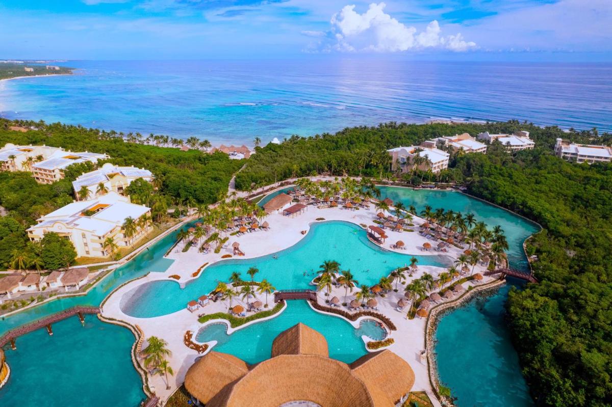 Grand Palladium Select White Sand Resort & Spa - All Inclusive - Housity