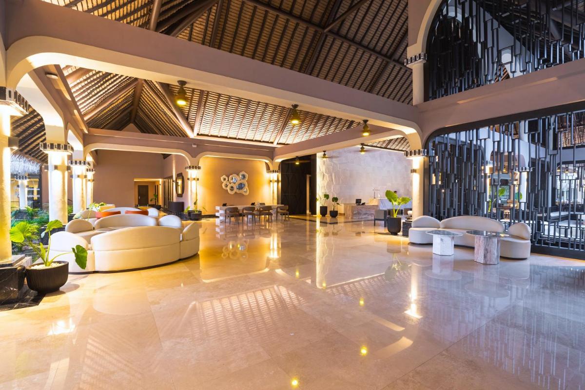 Grand Palladium Colonial Resort & Spa - All Inclusive - Housity