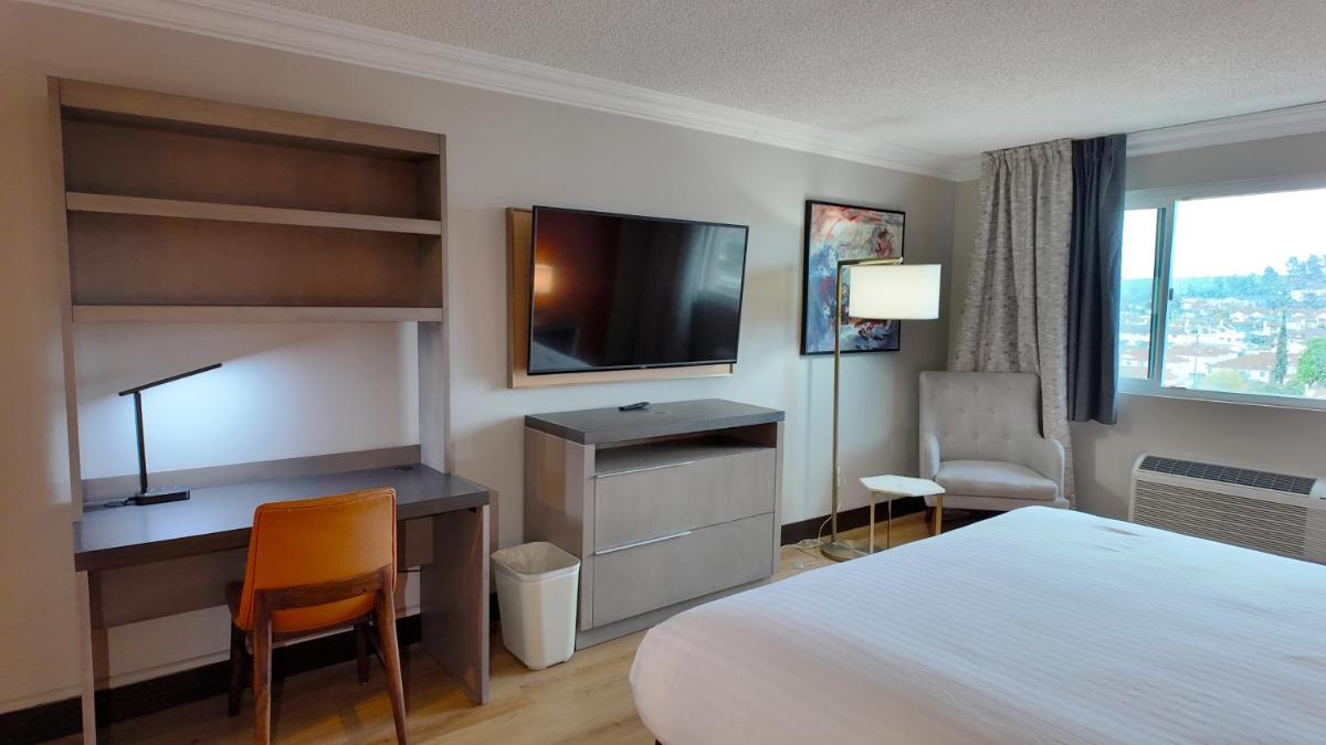 Lincoln Hotel Monterey Park Los Angeles - Housity