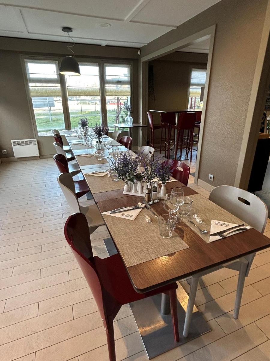 Campanile Montélimar Nord - A7 sortie 17 - Housity