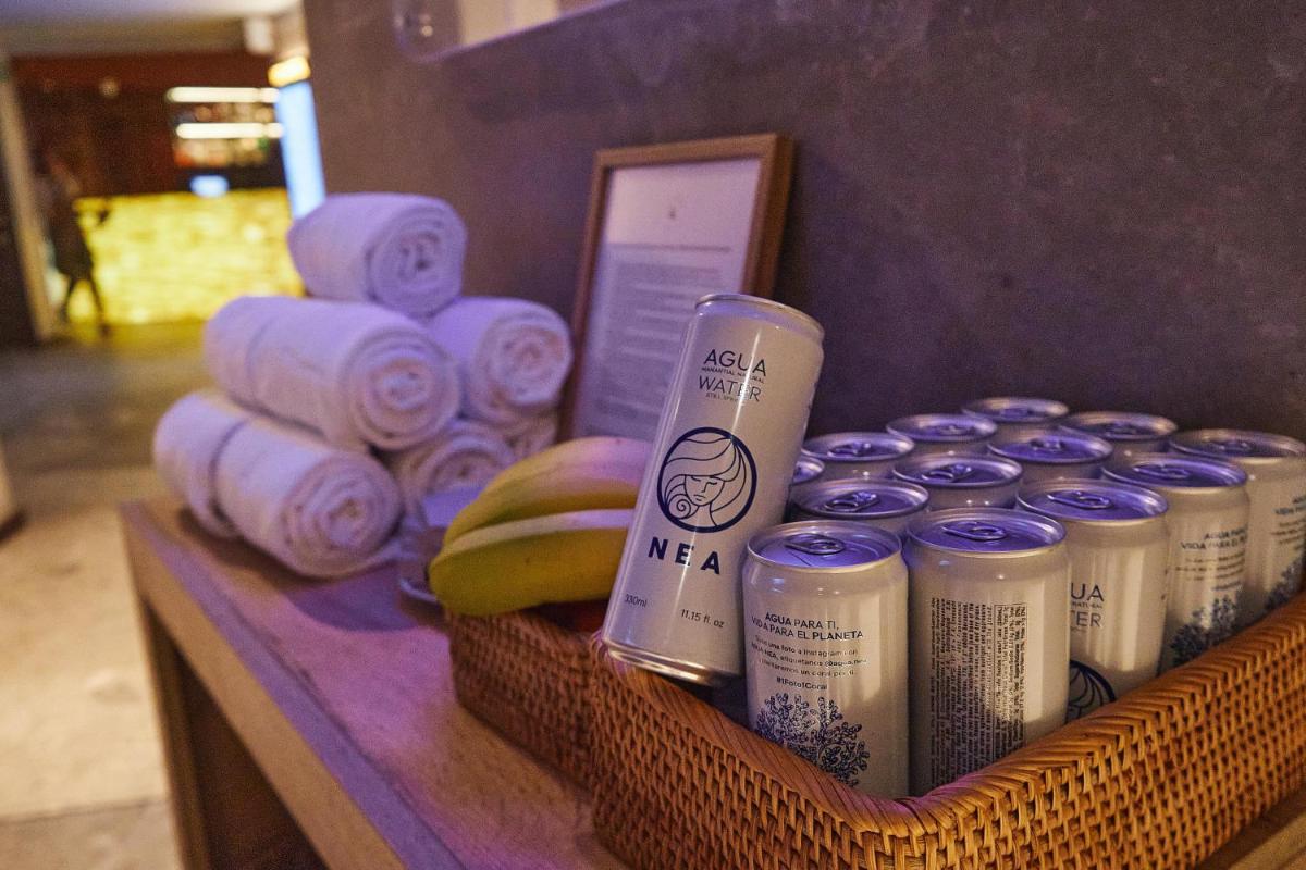 Imagen de la galería de Lago Resort Menorca - Suites del Lago Adults Only, en Cala'n Bosch