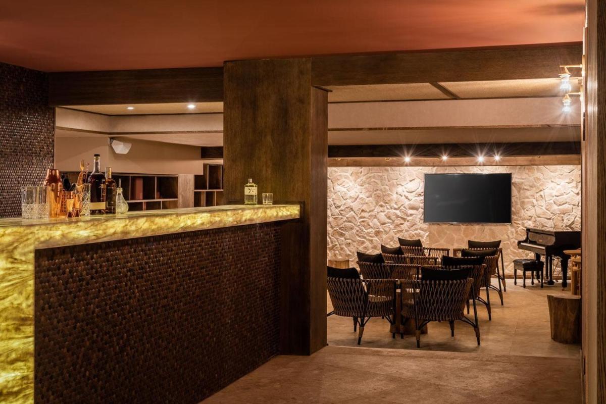 Imagen de la galería de Lago Resort Menorca - Suites del Lago Adults Only, en Cala'n Bosch