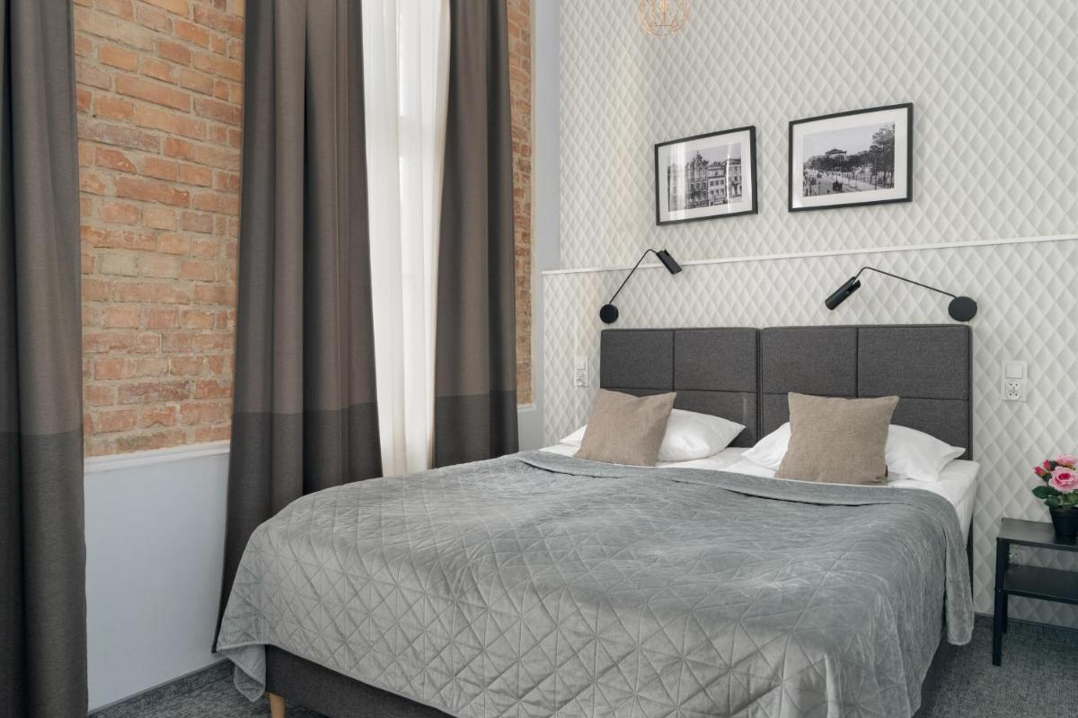 Very Berry - Głogowska 39-14 - MTP Apartments, check in 24h - Housity