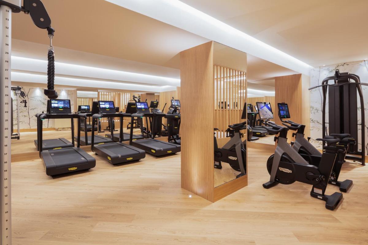 Gimnasio o instalaciones de fitness de Majestic Hotel & Spa Barcelona GL