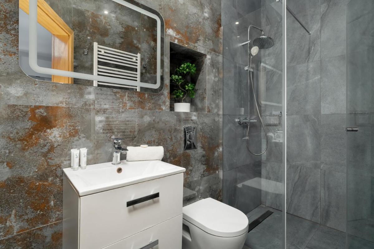 Very Berry - Kwiatowa 5 - City Center Apartment, check in 24h - Housity