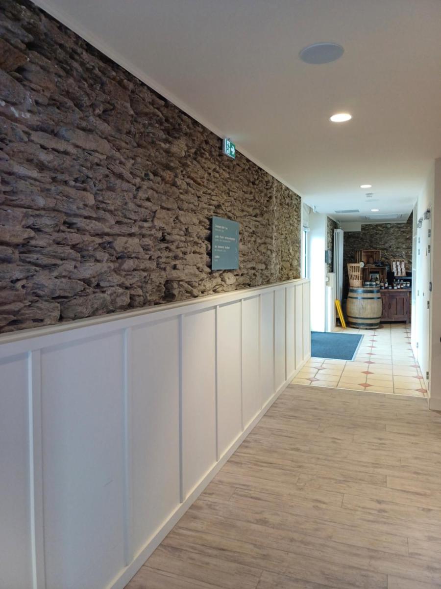 Photo de la galerie de l'établissement Eco-Domaine La Fontaine - HOTEL-SPA - 300 m Plage de la Fontaine aux Bretons, à Pornic