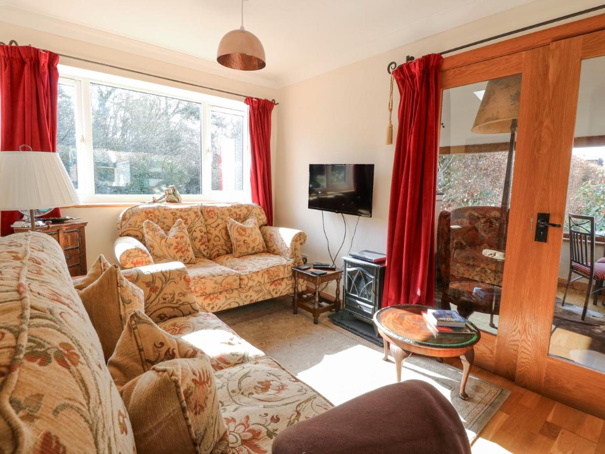 The Lodge - Housity