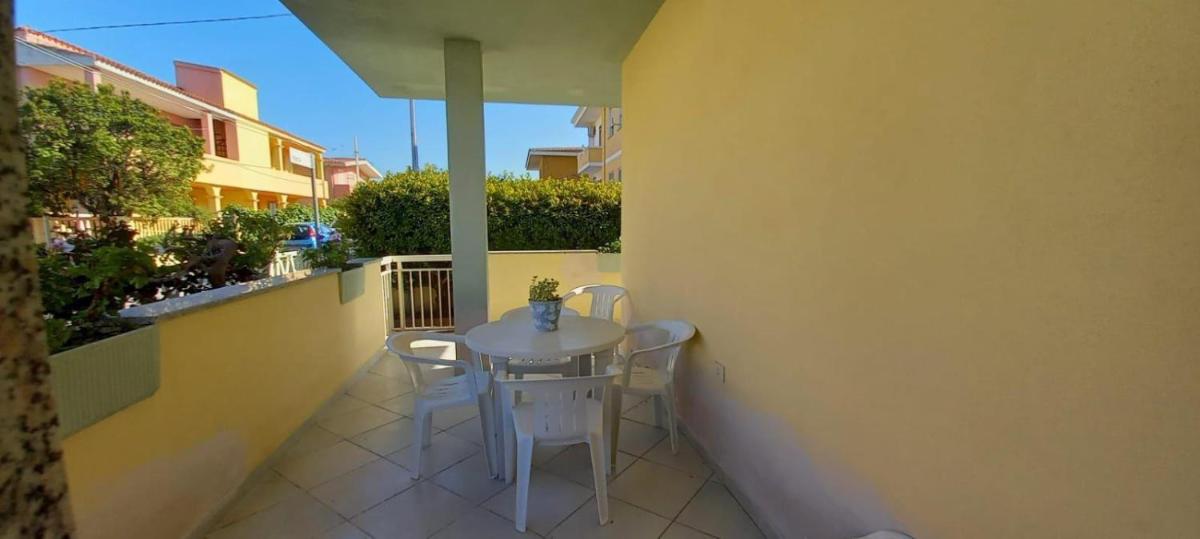 Holiday-House-Camelia-600-meters-from-the-beach - Housity