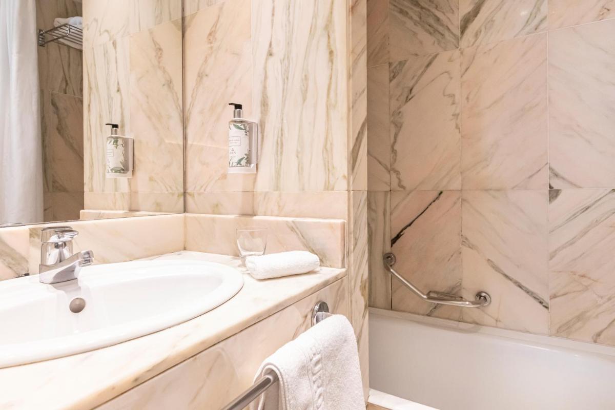 Hotel Europa - Housity