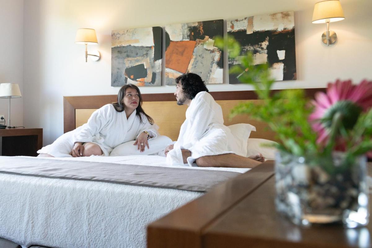 Cama o camas de una habitación en Salugral Termal Resort