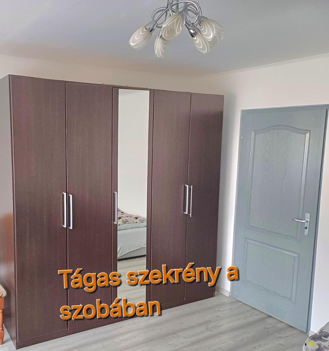 Kiss-Szőllősi Vendègház - Housity