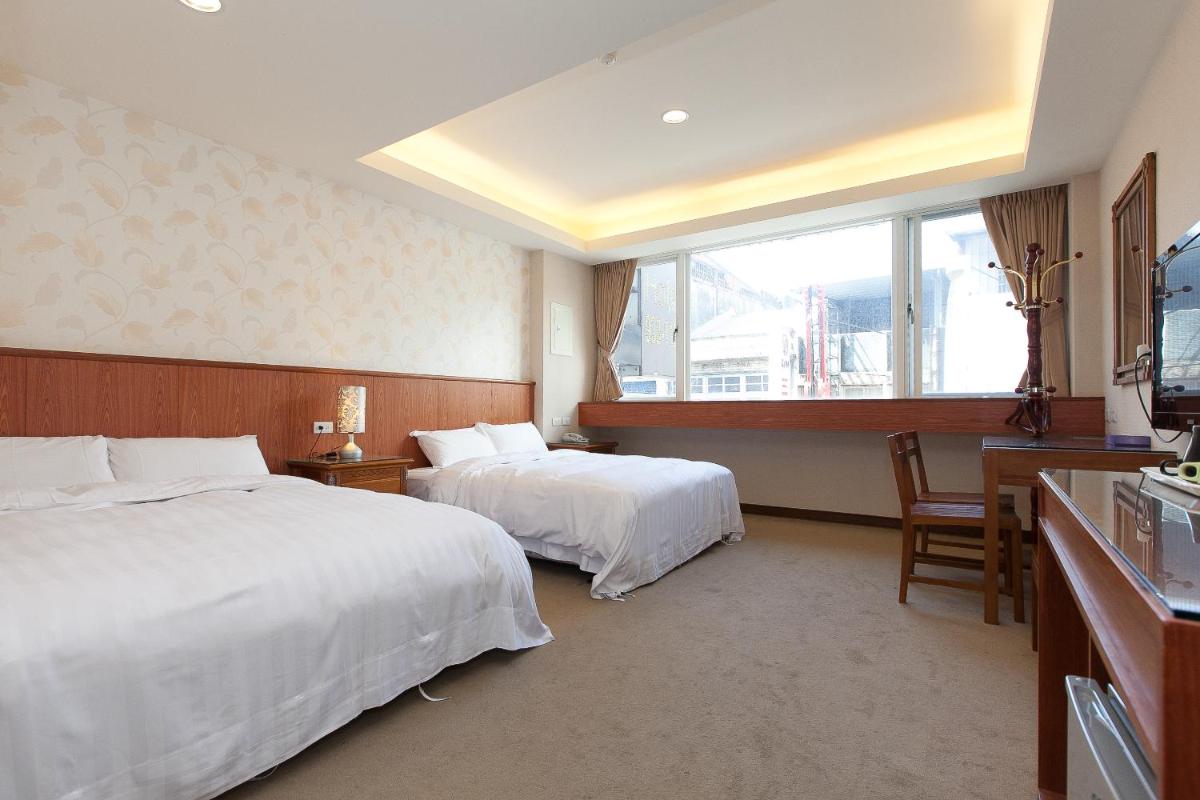 Mucha Boutique Hotel - Housity