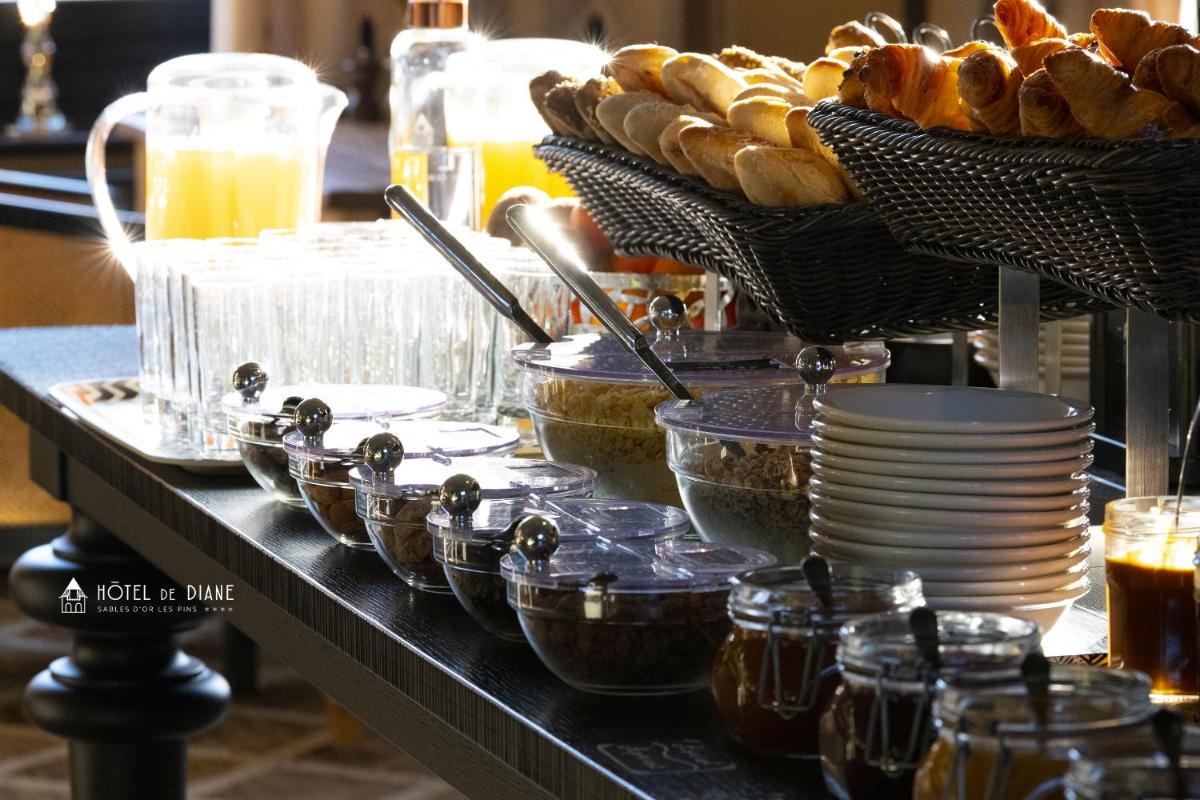 Nourriture dans l'hôtel ou à proximité
