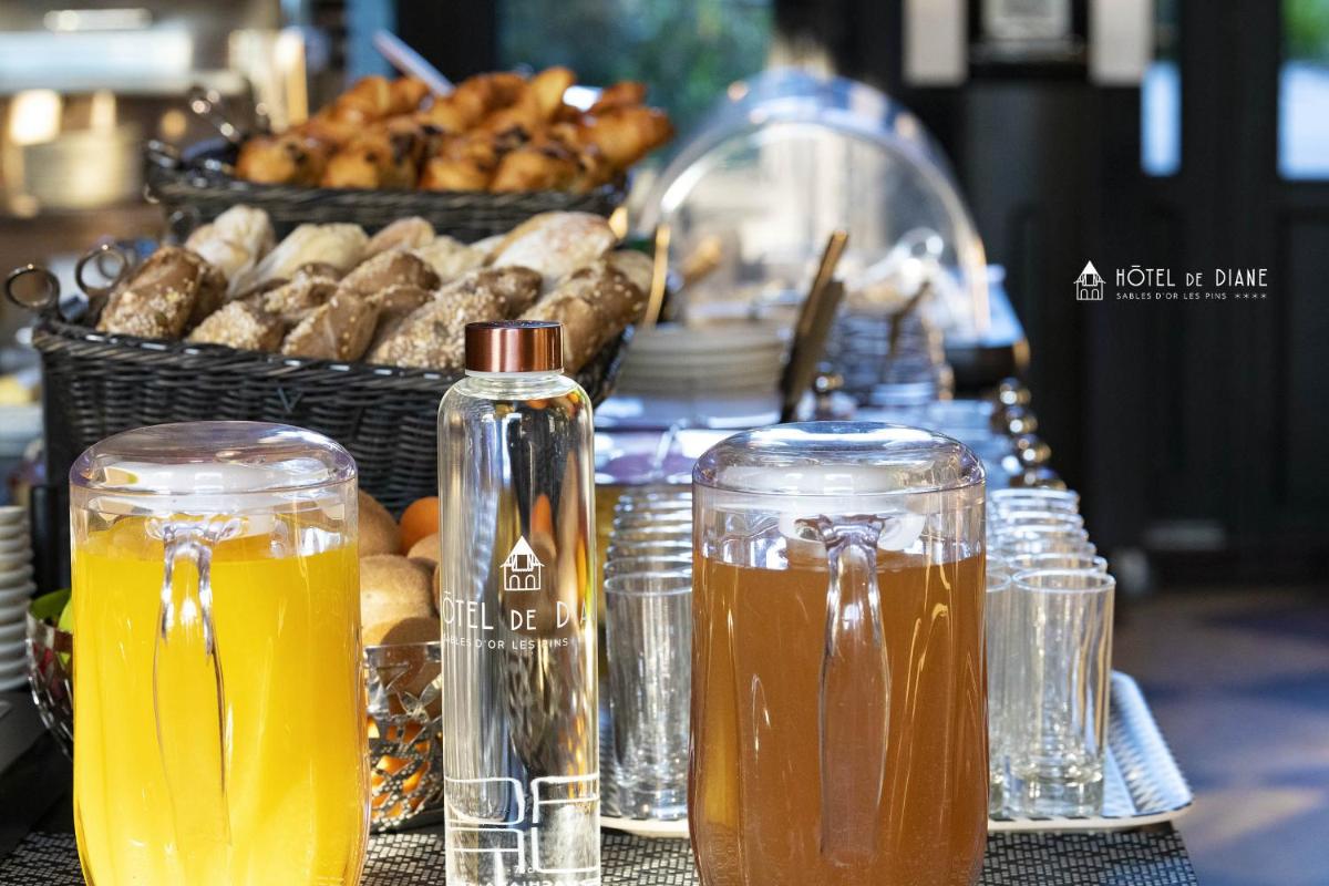 Nourriture dans l'hôtel ou à proximité