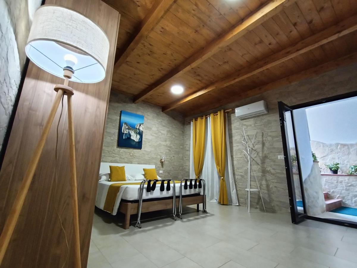 Domos La Corte Ghibellina - Housity