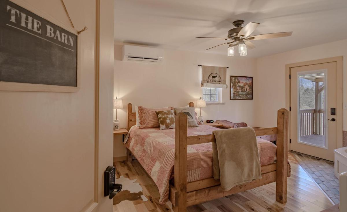 The Inn at Beulah Farm - The Barn - Housity