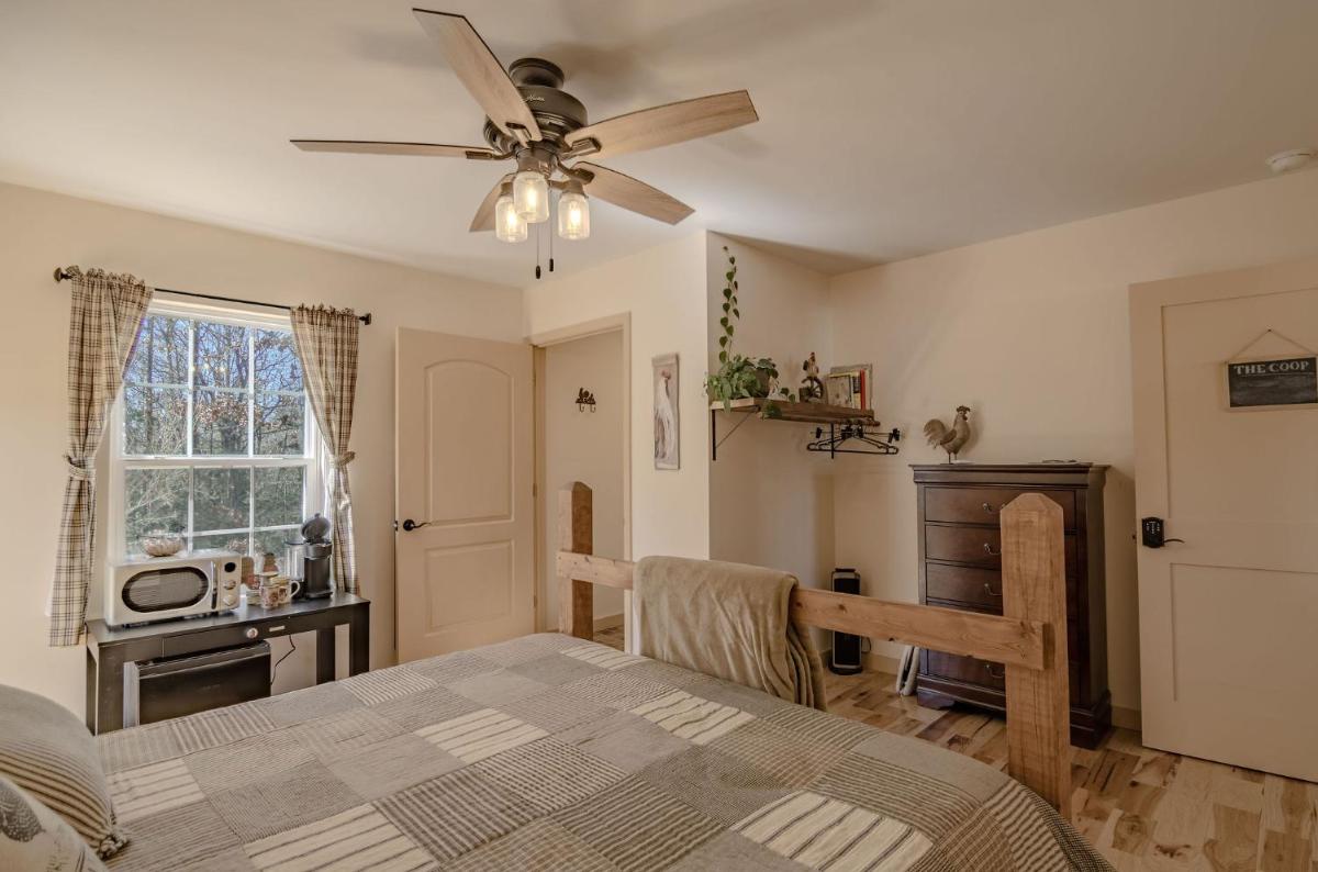 The Inn at Beulah Farm - The Coop - Housity