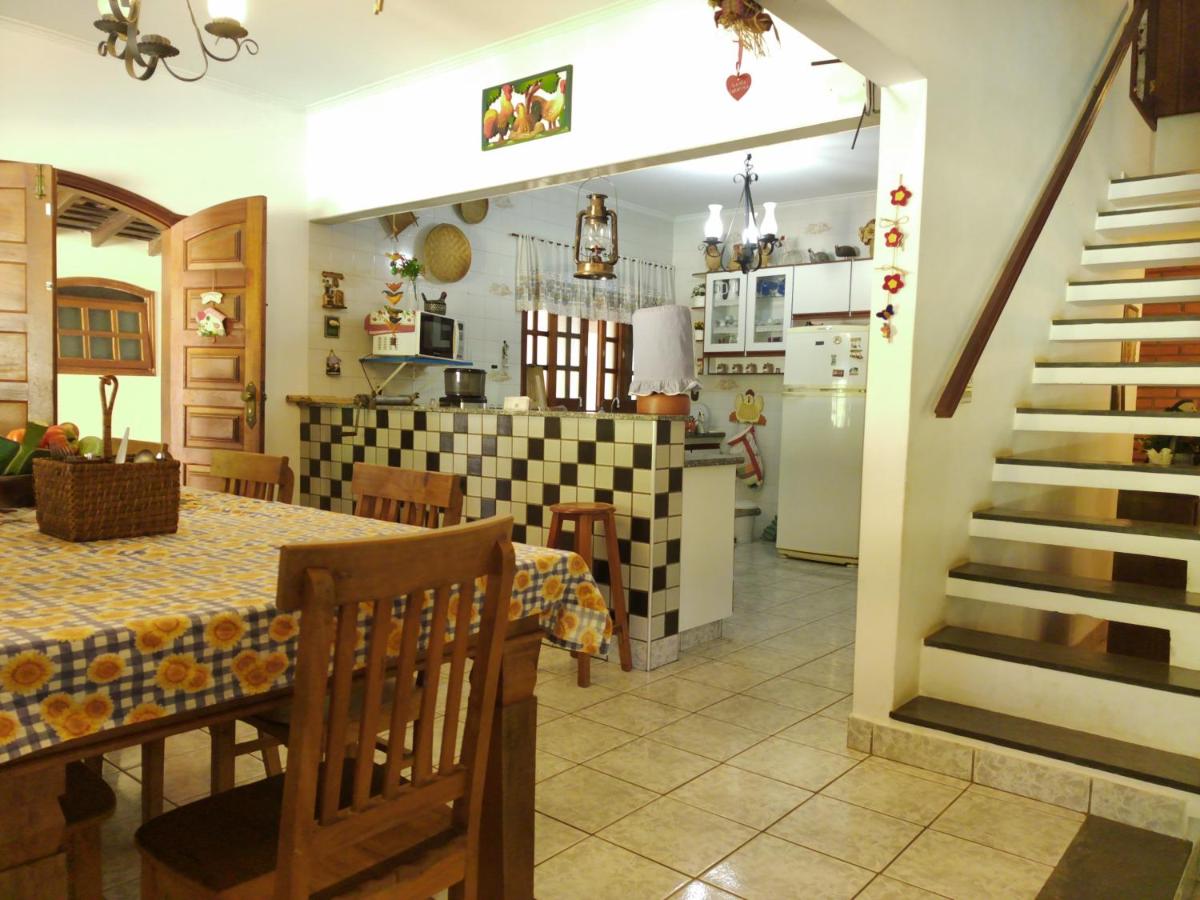 Chácara Tâmonamió - Casa de campo para famílias - 14 pessoas máximo - Housity