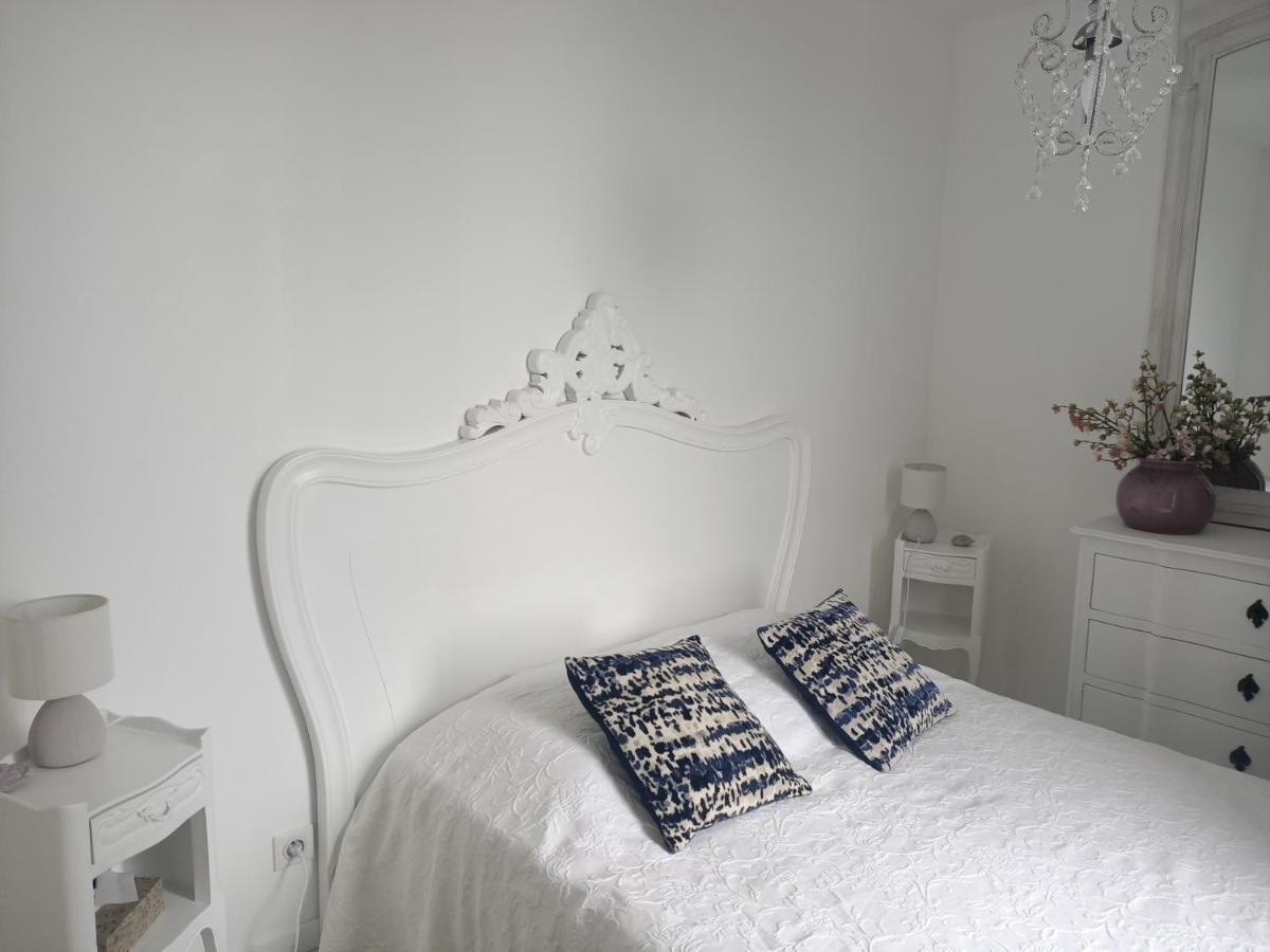 Vue Mer Côte de Granit Rose en Bretagne - Housity