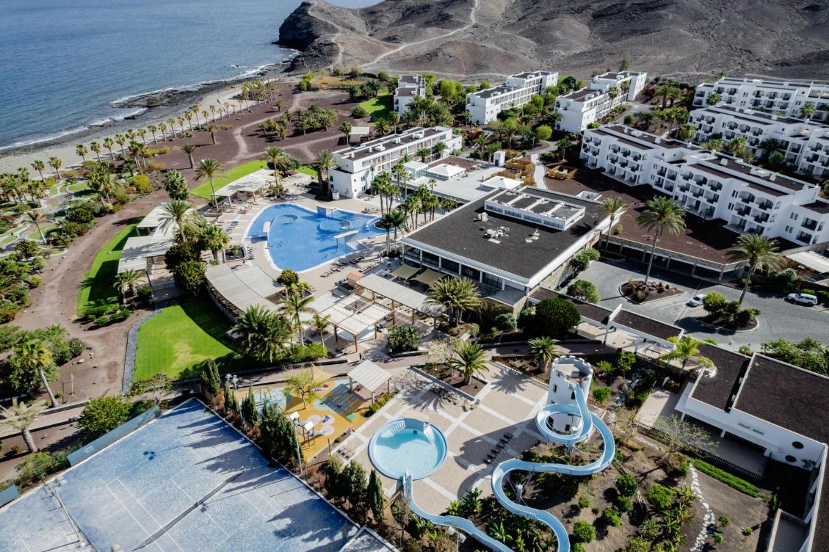Playitas Aparthotel - Sports Resort - Housity