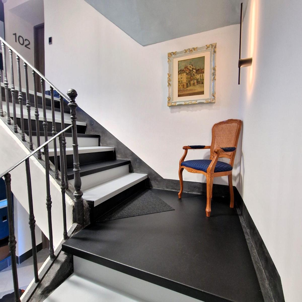 AF1892rooms - Housity