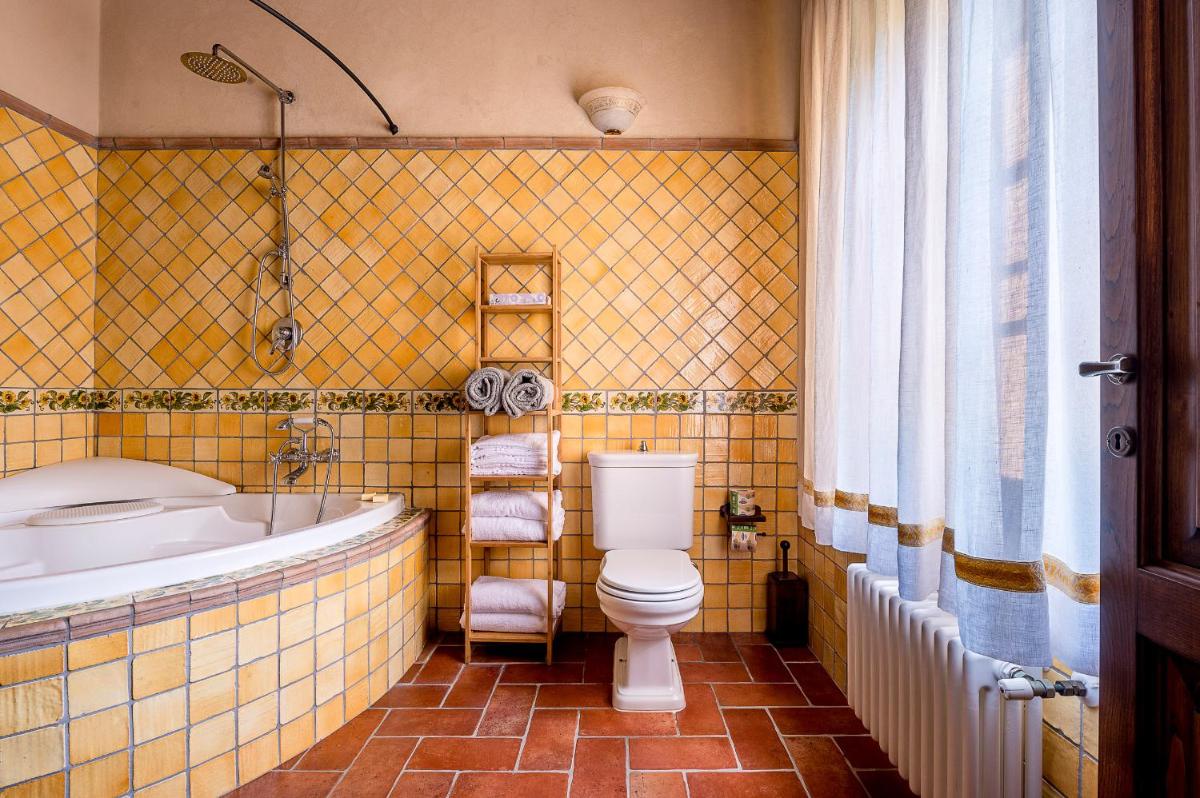 Villa Delia Hotel and Cooking School - Housity